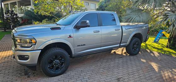 RAM 3500 6.7 I6 TURBO DIESEL LARAMIE NIGHT EDITION CD 4X4  AUTOMÁTICO